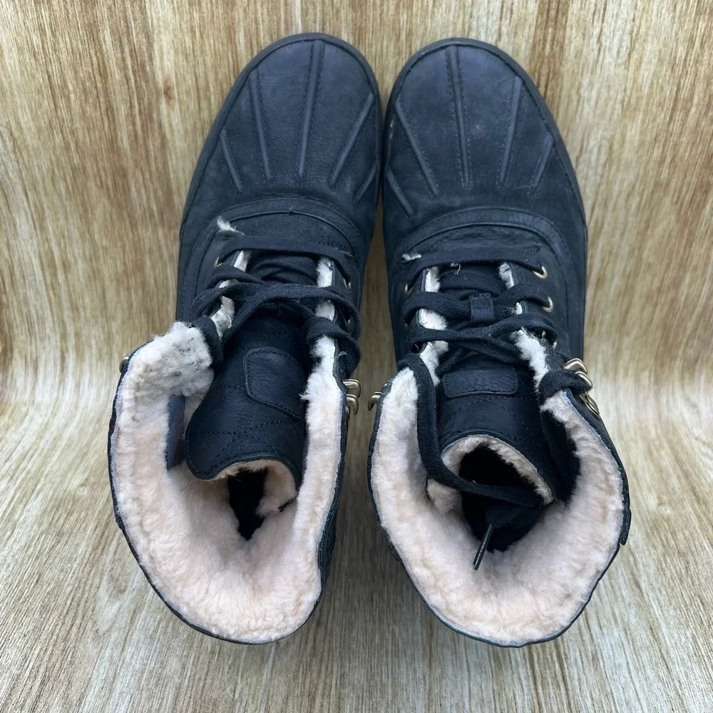 Cole Haan Air Rhone Duck Boots Men's Size 8.5M Black Waterproof Sherpa C09688